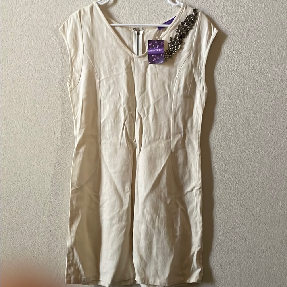 NWT Elegant Cream Sleeveless Dress with Embellished Shoulder